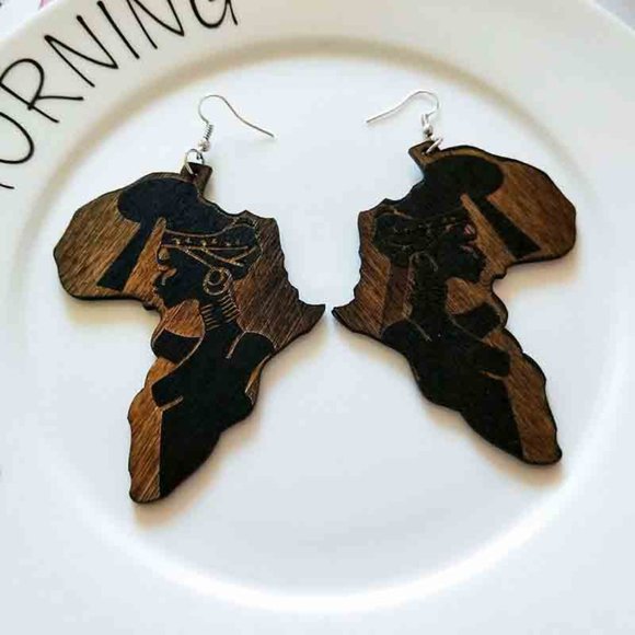 Wood African Queen Earrings - Picture 2 of 4